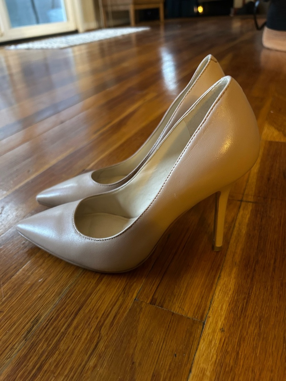 Nine West Women's Nude stilettos 6.5